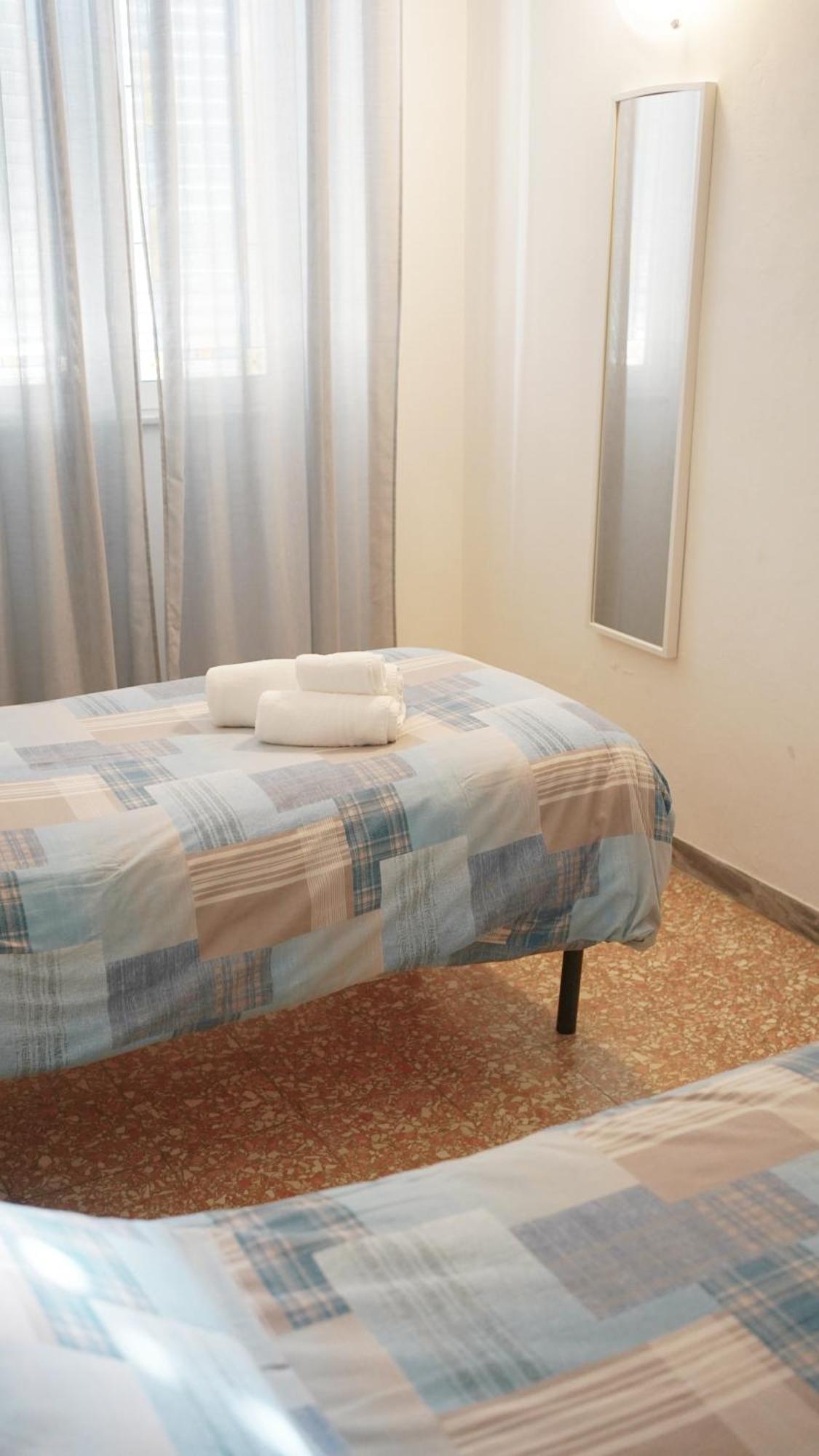 A Casa Di Mario E Nene Bed and Breakfast Viareggio Exteriör bild