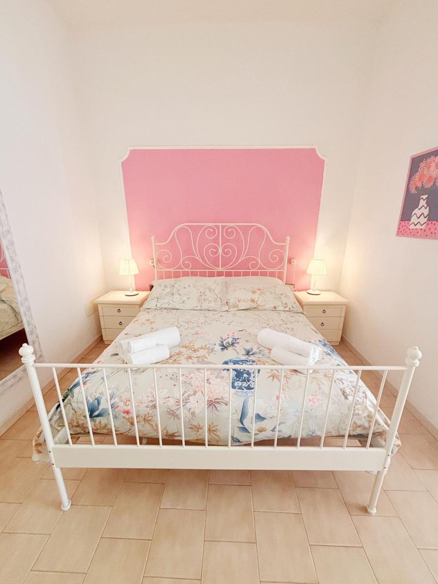 A Casa Di Mario E Nene Bed and Breakfast Viareggio Exteriör bild